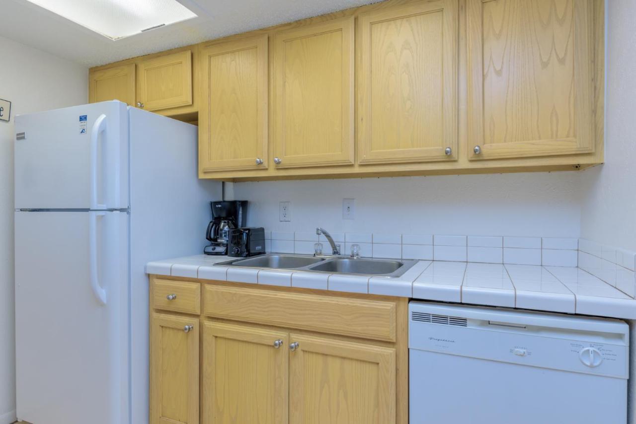 Tiki 202 Apartman South Padre Island Kültér fotó